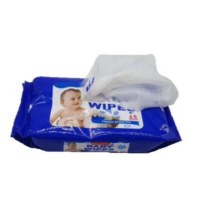 Scented nonwoven baby wipes for gentle cleaning