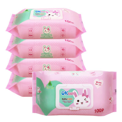 Soft organic baby wipes for gentle baby cleaning